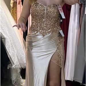 Brand New with Tags - Cinderella Divine Dress size 12